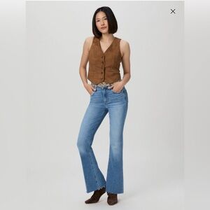 High Rise Laurel Canyon
32" Bootcut Jean